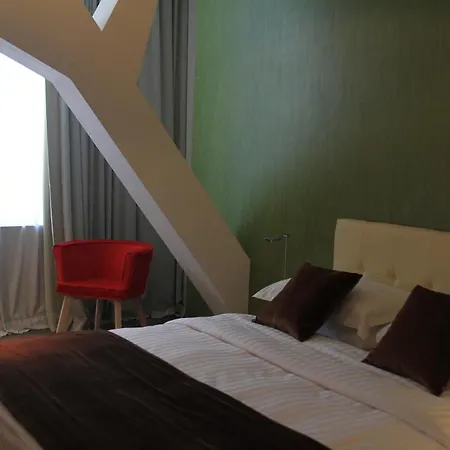 Western Premier Ark Hotel 4*