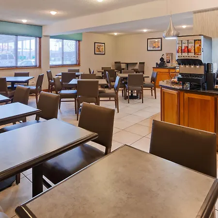 بست ويسترن بريميير آرك 4* تيرانا