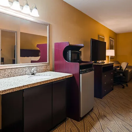 بست ويسترن بريميير آرك 4* تيرانا