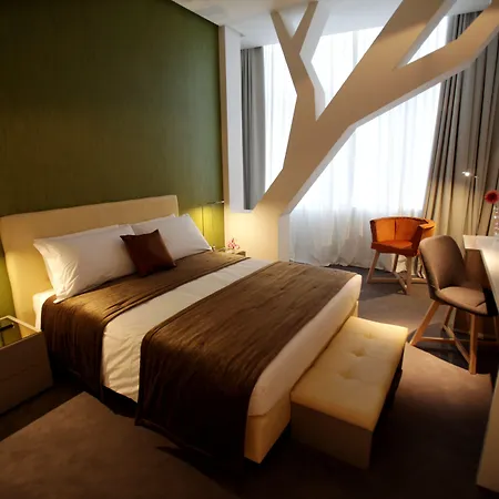 بست ويسترن بريميير آرك 4*