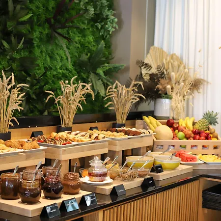 بست ويسترن بريميير آرك تيرانا