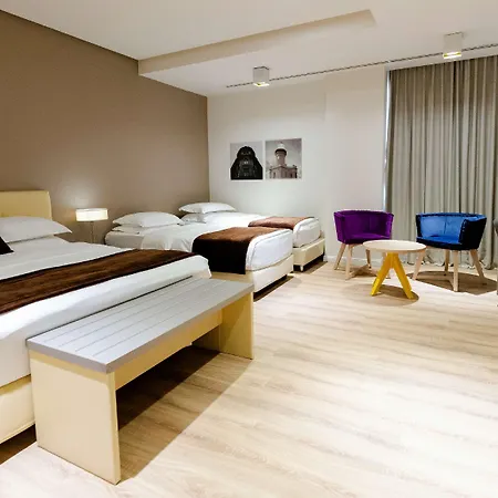 بست ويسترن بريميير آرك تيرانا