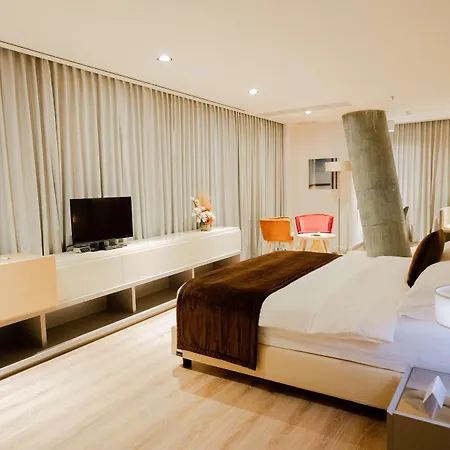 فندق بست ويسترن بريميير آرك