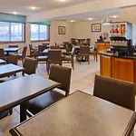 普里米尔阿尔克贝斯特韦斯特酒店 4* 地拉那