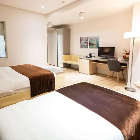 Western Premier Ark 4* Tirana