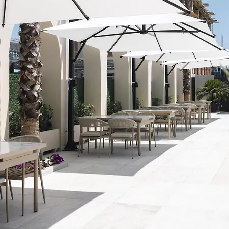 ホテル ベスト ウェスタン プレミア アーク