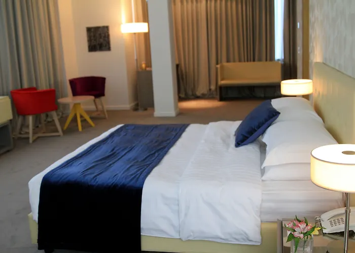 Western Premier Ark 4* Tirana